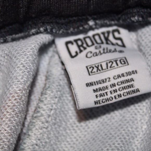 Crooks and castles sweatshorts - Picture 3 of 3